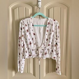 Aritzia Sunday Best White Floral Crop Top with Tie Front